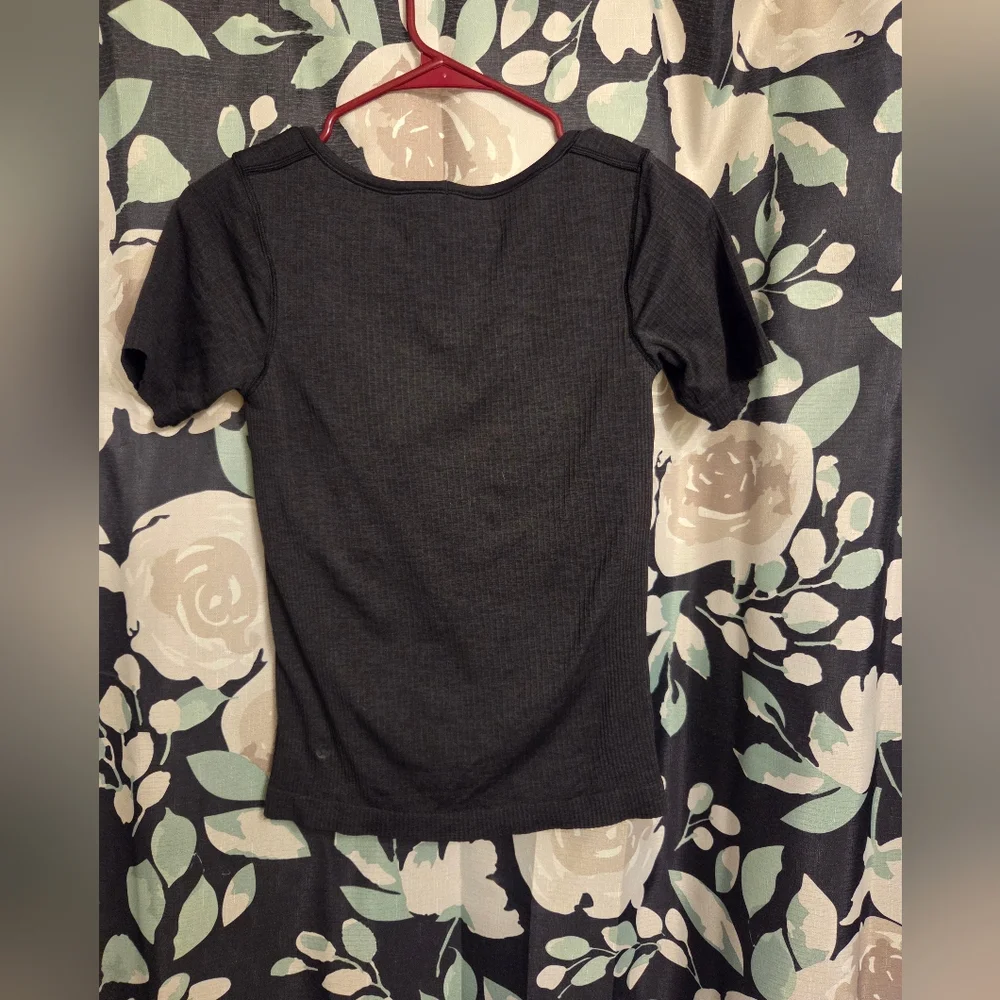 Lululemon Ebb To Street Short Sleeve Top - Picture 2 of 3